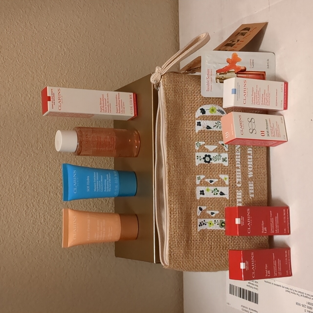 Clarins deluxe gift set 10pc eye serum